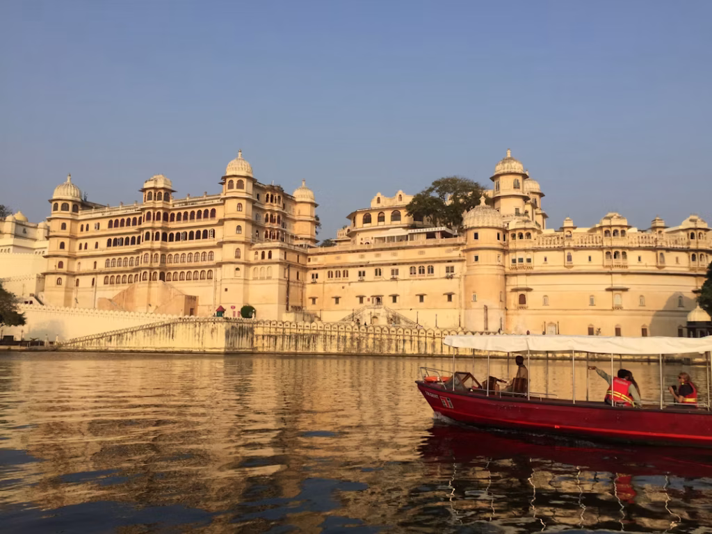 Udaipur to Mount Abu Taxi: Complete Travel Guide